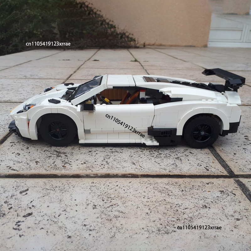 YENI Murcielago SV Sport Coupe - Victor Racket Jetspeed incelemesi ve fiyatı