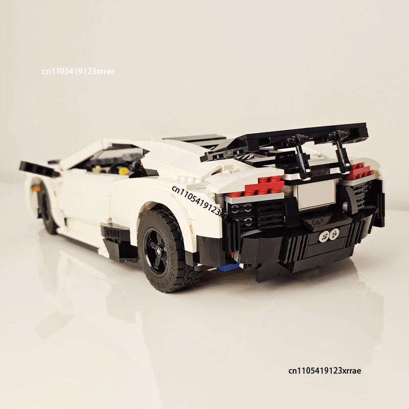 YENI Murcielago SV Sport Coupe - Victor Racket Jetspeed incelemesi ve fiyatı
